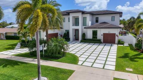 824 Shore Drive, North Palm Beach FL - photo 10 of 133