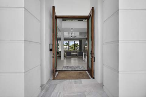 824 Shore Drive, North Palm Beach FL - photo 16 of 133