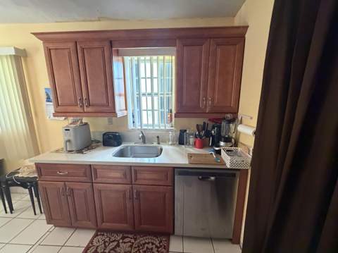 408 NW 16th Avenue, Pompano Beach FL - photo 6 of 28