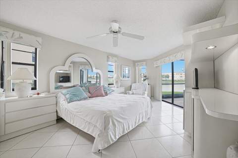 7501 Fairfax Drive, Tamarac FL - photo 22 of 39