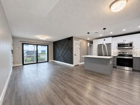 140 Cypress Club Drive #407, Pompano Beach FL - photo 6 of 58