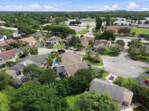 3528 NW 73rd Way, Coral Springs FL - photo 19 of 21