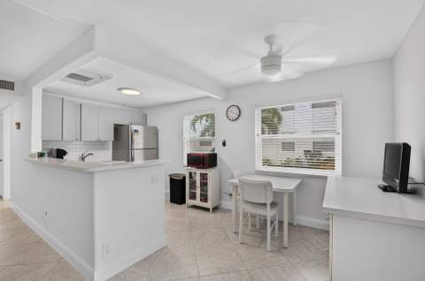 390 Normandy I, Delray Beach FL - photo 8 of 81
