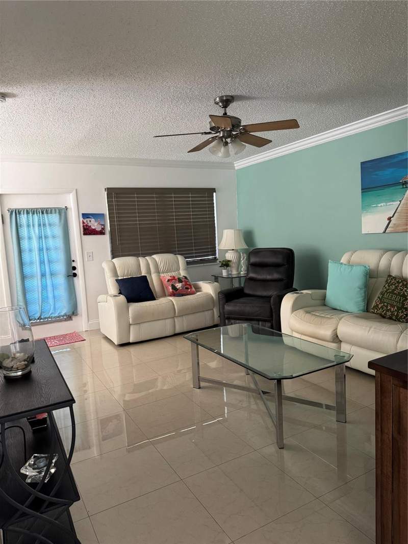 2 bedroom Condominium at 301 Oakridge Q #301, Oakridge Q Condo, Deerfield Beach — photo 3
