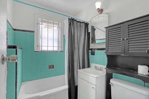 5014 Spruce Avenue, West Palm Beach FL - photo 12 of 35