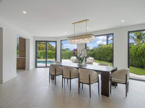 4909 Pineview Circle, Delray Beach FL - photo 17 of 36
