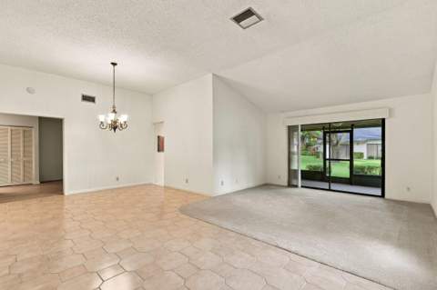 5086 Pine Drive, Boynton Beach FL - photo 8 of 72