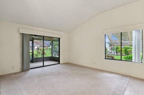5086 Pine Drive, Boynton Beach FL - photo 14 of 72