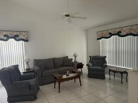 465 NW Gibraltar Court, Port St. Lucie FL - photo 11 of 24