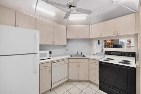 3000 E Sunrise Boulevard #15E, Fort Lauderdale FL - photo 7 of 58