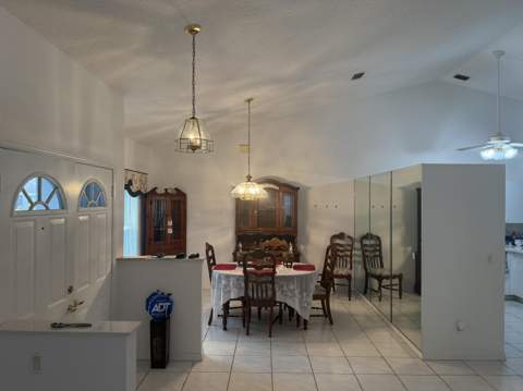 465 NW Gibraltar Court, Port St. Lucie FL - photo 13 of 24