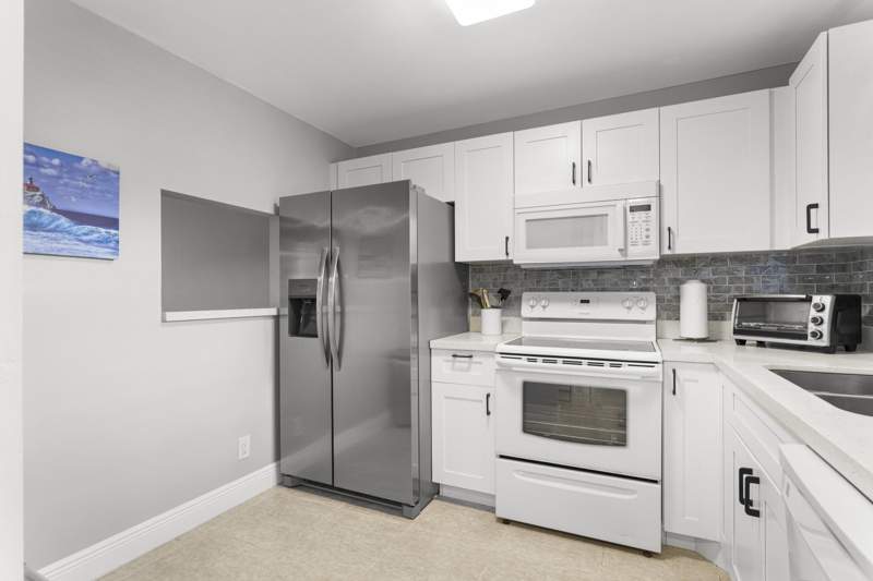 1 bedroom Condominium at 9700 Sunrise Lakes Boulevard #101, Sunrise Lakes 144 Condo, Sunrise — photo 2