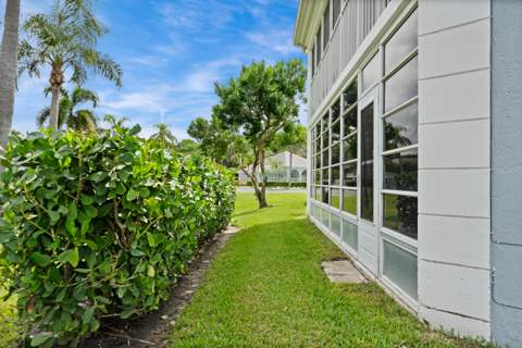3290 SE Aster Lane #D158, Stuart FL - photo 14 of 31