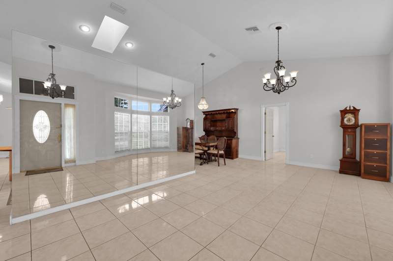 3 bedroom Single Family Residence at 2901 SW Bright Street, Port St Lucie Section 16, Port St. Lucie — photo 4