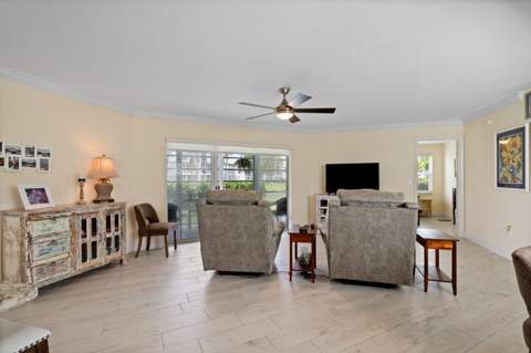 3290 SE Aster Lane #D158, Stuart FL - photo 9 of 31