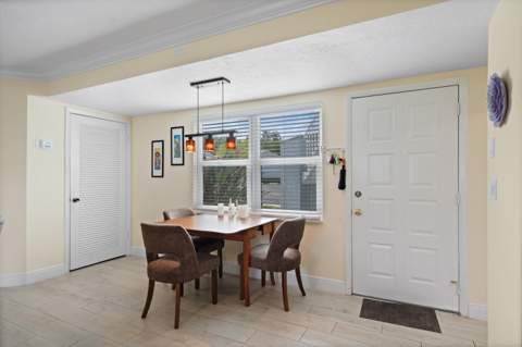 3290 SE Aster Lane #D158, Stuart FL - photo 10 of 31