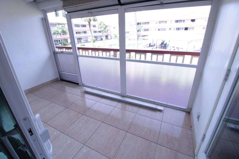 2 bedroom Condominium at 5300 Washington Street #P236, Beverly Hills Condo Number Nine, Hollywood — photo 3