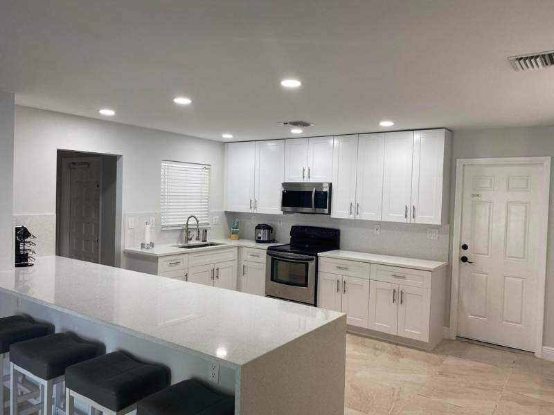 3 bedroom Single Family Residence at 1831 East Court, Palm Ridge Estates 1, Lake Clarke Shores — photo 2
