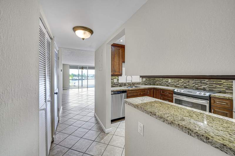 2 bedroom Condominium at 777 S Federal Highway #305O, Island Club Four Condo, Pompano Beach — photo 5