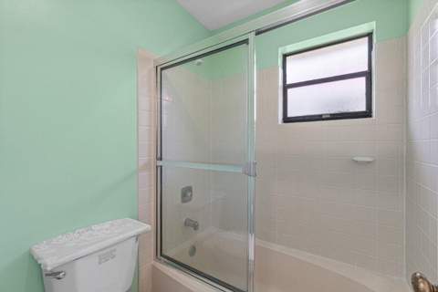 9825 Walnut Tree Way, Boynton Beach FL - photo 16 of 18