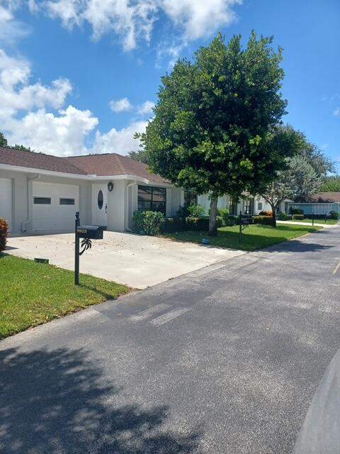 2 bedroom Villa at 9825 Walnut Tree Way, Bent Tree Villas East Condo, Boynton Beach — photo 2
