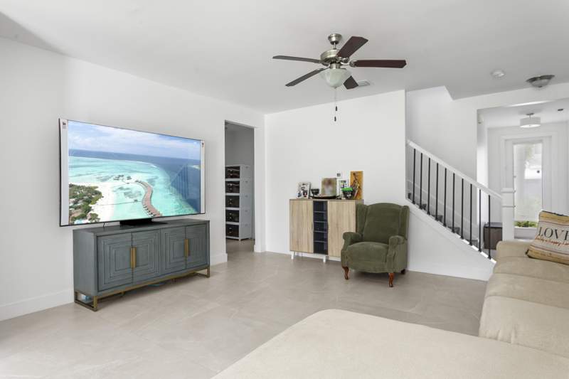 3 bedroom Townhouse at 4511 E Aqua Bella Lane, Canal Groves, Dania Beach — photo 5