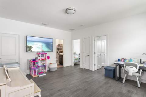 4511 E Aqua Bella Lane, Dania Beach FL - photo 16 of 30