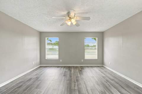 680 SW Colleen Avenue, Port St. Lucie FL - photo 21 of 48