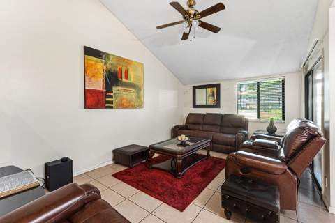 1595 Woodbridge Lakes Circle, West Palm Beach FL - photo 7 of 16