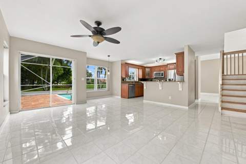 8132 Mystic Harbor Circle, Boynton Beach FL - photo 18 of 59