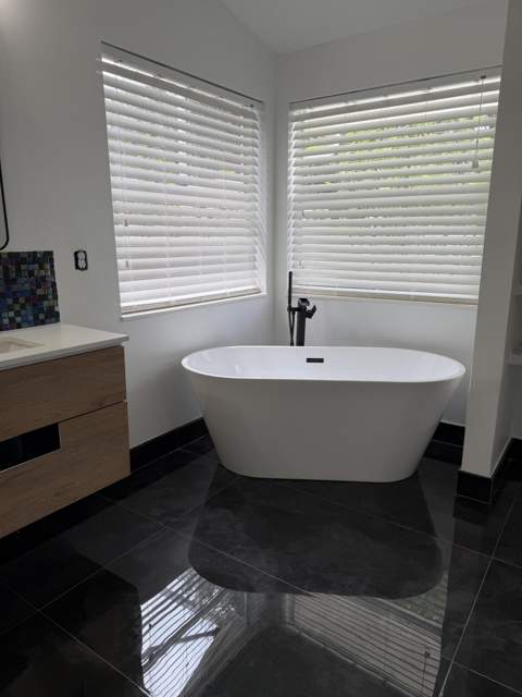 5705 NW 100th Terrace, Coral Springs FL - photo 8 of 10