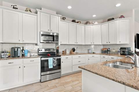 12796 SW Lake Fern Circle, Port St. Lucie FL - photo 11 of 45