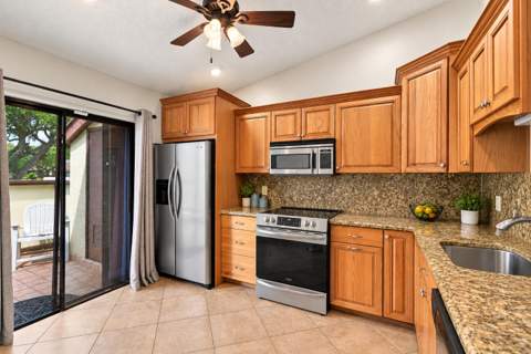 459 Knollwood Court #459, Royal Palm Beach FL - photo 6 of 19