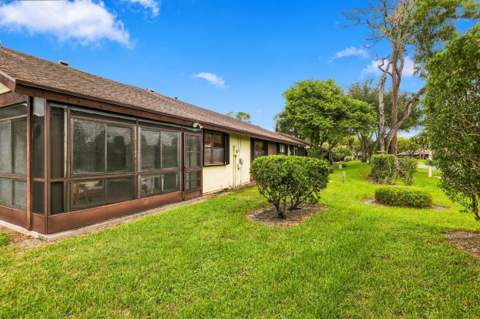 459 Knollwood Court #459, Royal Palm Beach FL - photo 18 of 19