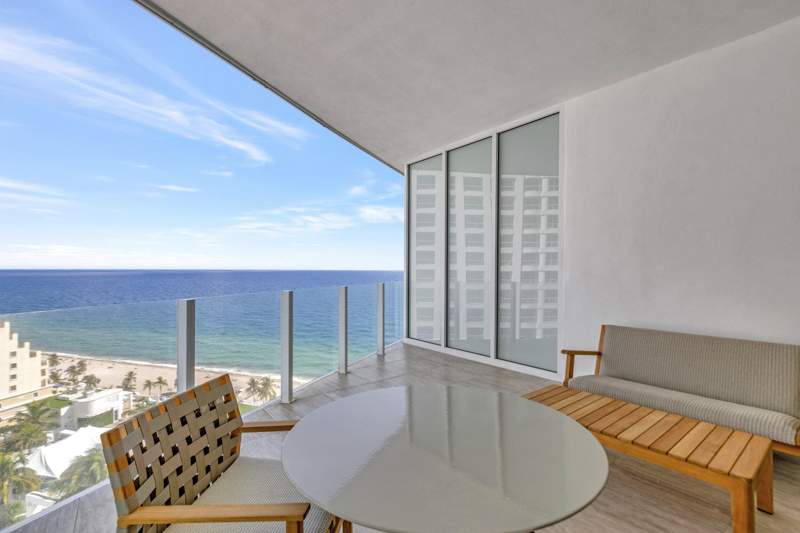 2 bedroom Condominium at 525 N Fort Lauderdale Beach Boulevard #1704, Four Seasons, Fort Lauderdale — photo 2