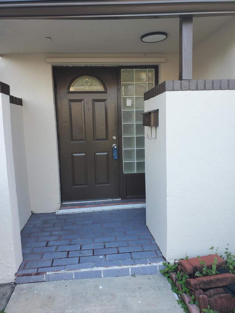 4 bedroom Townhouse at 1375 Seaview, Tam O Shanter Villas Sec One, North Lauderdale — photo 3