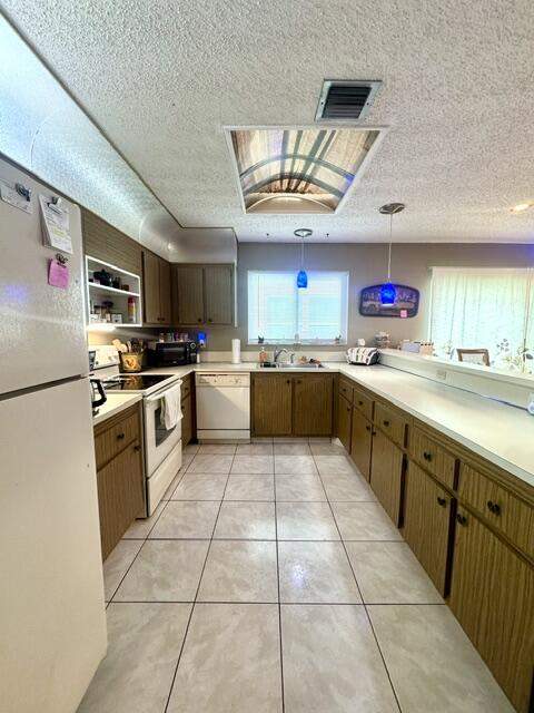 6787 Starkeys Place, Lake Worth FL - photo 8 of 21