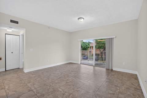 6960 SW 39th Street #207e, Davie FL - photo 19 of 36