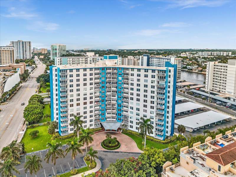 2 bedroom Condominium at 301 N Ocean Boulevard, Nassau House Condominium, Pompano Beach — photo 4