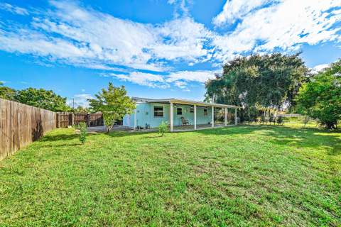 1446 W Jennings Street, Lantana FL - photo 6 of 30