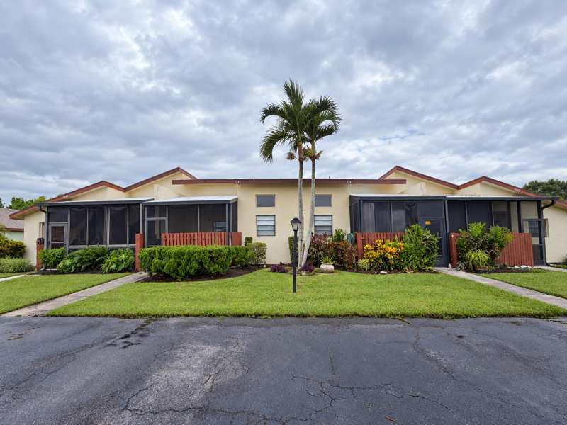 2 bedroom Condominium at 1743 W Royal Tern Lane #3, Savannah'S Condominium Section 1 Phase 1-H, Fort Pierce — photo 1