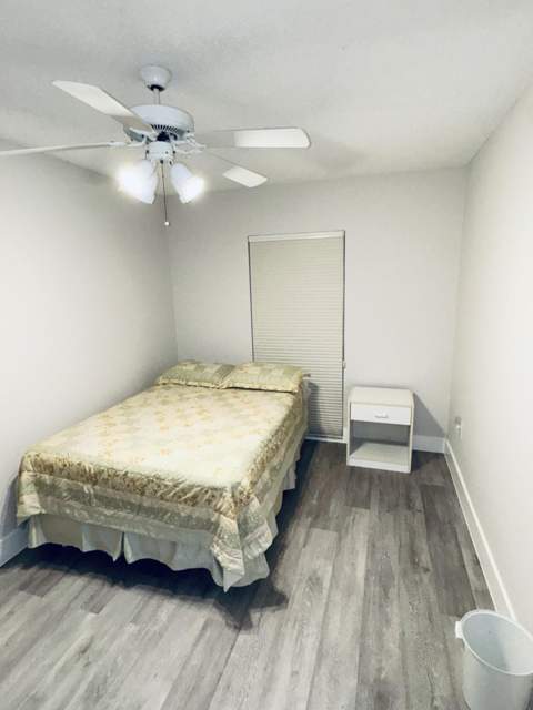 3321 Farragut Street #7F, Hollywood FL - photo 17 of 25