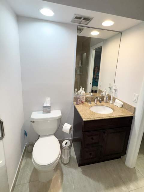 3321 Farragut Street #7F, Hollywood FL - photo 16 of 25