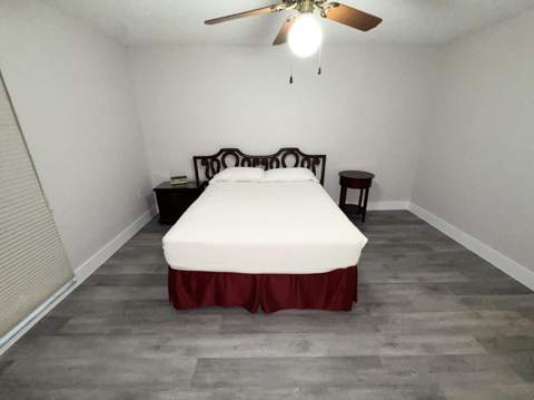 3321 Farragut Street #7F, Hollywood FL - photo 12 of 25