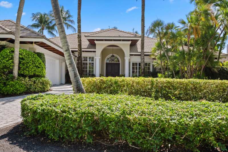 4 bedroom Single Family Residence at 252 Locha Drive, Loxahatchee Club At Maplewood 7 Ph 2, Jupiter — photo 1