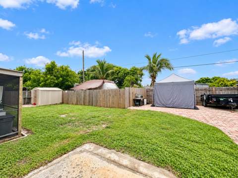 2205 NE 4th Court, Boynton Beach FL - photo 17 of 23