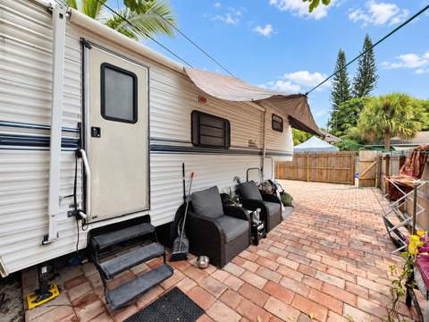 2205 NE 4th Court, Boynton Beach FL - photo 15 of 23