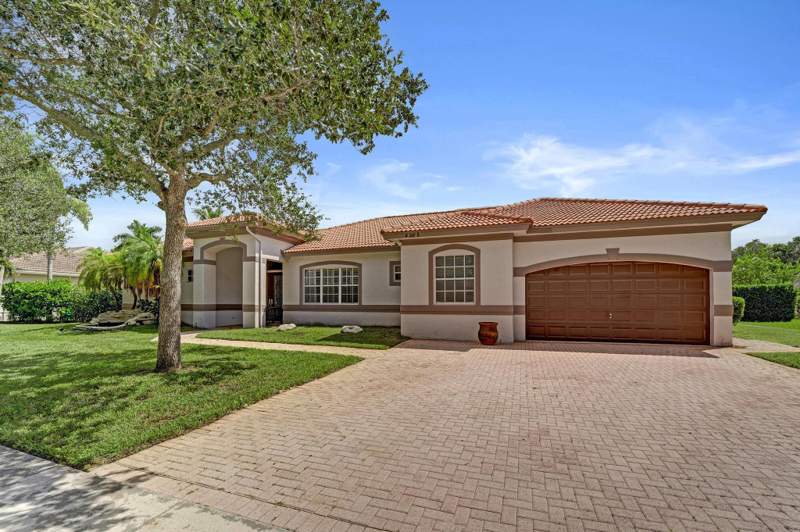 5 bedroom Single Family Residence at 4288 SW 138th Avenue, Imagination Farms East, Davie — photo 4