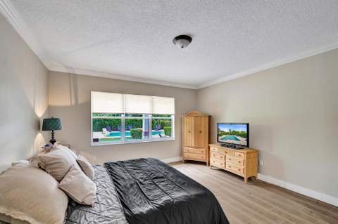 4288 SW 138th Avenue, Davie FL - photo 11 of 39