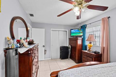 524 NW 9th Avenue, Boynton Beach FL - photo 20 of 41